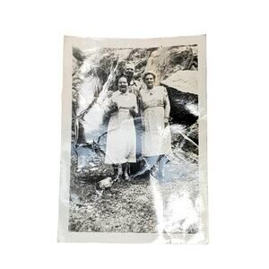 Vtg Friends at Hot Springs Park South Dakota Original Monochrome Photography